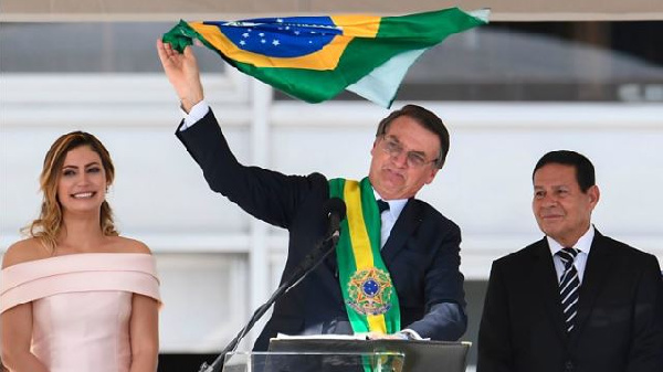 Brazil's new president urges unity 5
