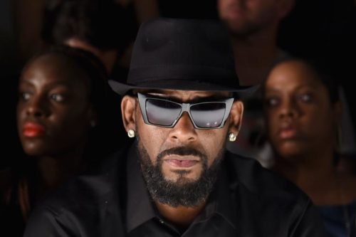 R. Kelly Claims The Chicago Authorities' Investigation Of His Studio Is Bogus 5