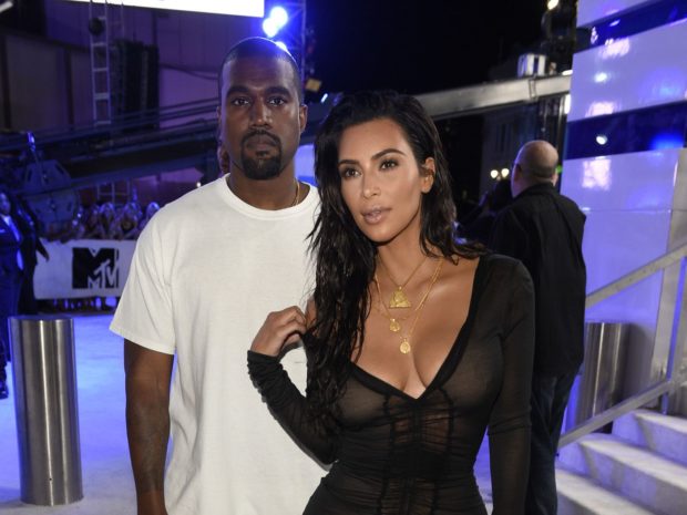 Kanye West & Kim Kardashian Smiling Wide At Their New Million Dollar Miami Condo 5
