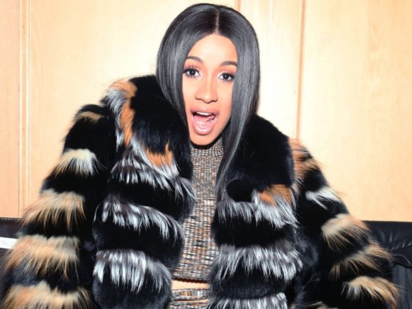 Cardi B Shuts Down Pregnancy Rumors With Graphic Tampon Suggestion 5