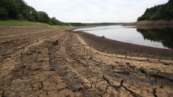 Climate change: Water shortages in England 'within 25 years' 5