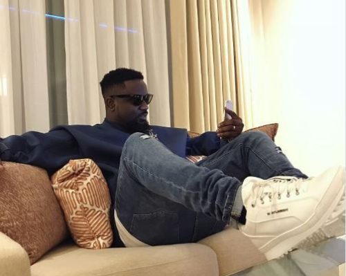 Why I Don’t Rap About The Economy Anymore – Sarkodie 12