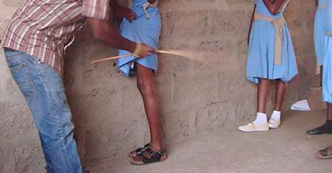 Zimbabwe caning: Court bans 'inhuman' juvenile punishment 5