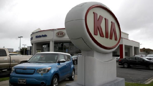 US to investigate car firms Hyundai and Kia over vehicle fires 5