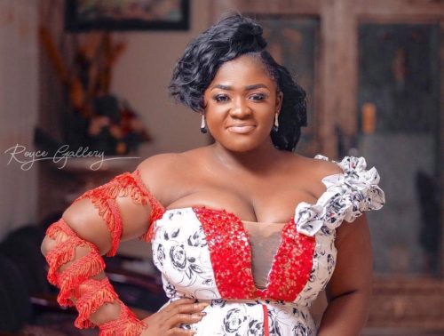 Tracey Boakye sends strong warning to broke guys who are interested in her 9
