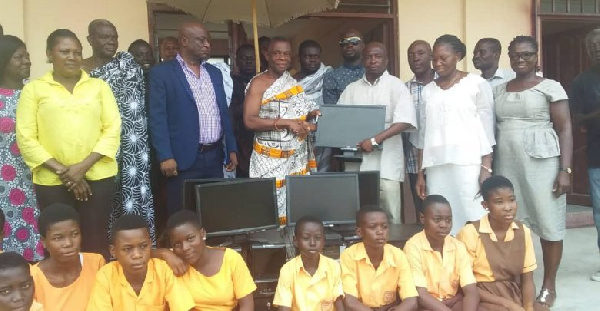Chief donates six computers to Aprabon MA JHS 5