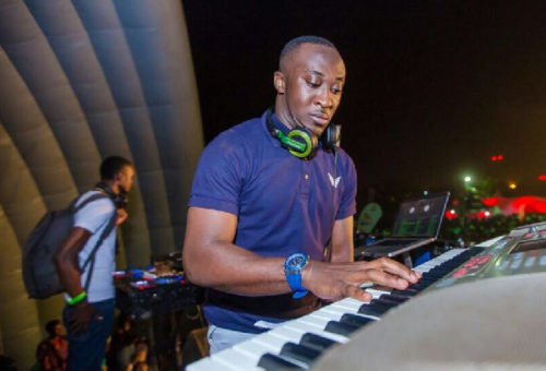 DJ Vyrusky unites Stonebwoy and Shatta Wale fans at 2019 Ghana meets Naija 5
