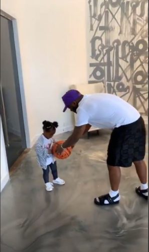 Davido plays basketball with daughter Hailey in LA 14