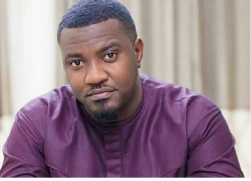 John Dumelo and mum display their Kangaroo dance moves at sister’s birthday party 5