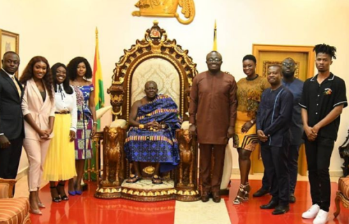 Beautiful Photo Of When Wendy Shay Met Otumfuo Pops Up 5