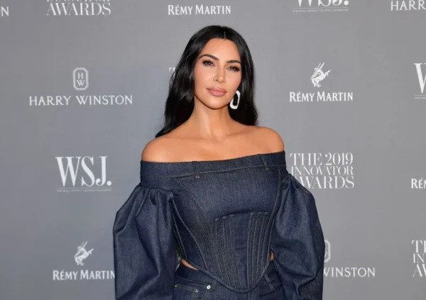 Kim Kardashian Gives Lecture At Harvard Business School 5