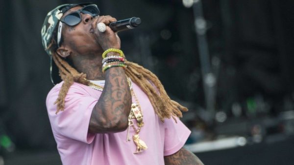 LIL WAYNE HOLDS BACK TEARS WHILE SHARING TOUCHING STORY ABOUT LOSING HIS FATHER AS A CHILD 5