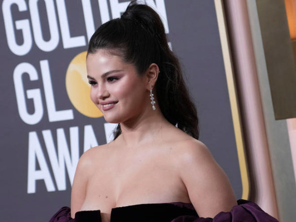 Selena Gomez Shared A Sweet Message To Her 400 Million Instagram Followers After Weeks Of Social Media Drama Involving Hailey Bieber 1