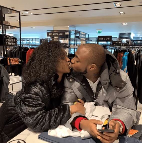 Lovebirds, Davido and Chioma share passionate kiss as they reunite in London 22