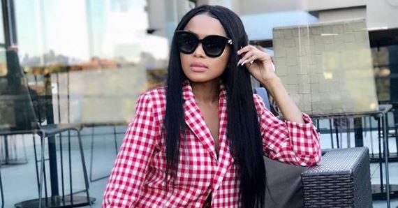 Lerato Kganyago dragged by Twitter peeps on “Open up the industry” 20