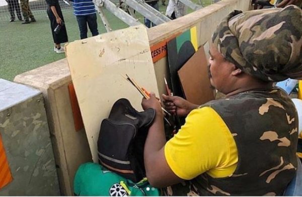 Photos: Rasta strikes again with a painting of President Cyril Ramaphosa at the ANC Manifesto Launch 14