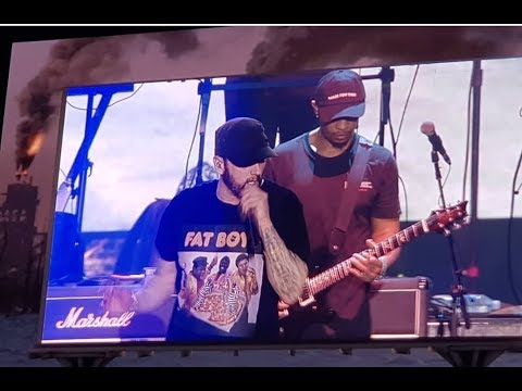 Eminem Throws Shots At MGK On Stage In Brisbane: WATCH 12