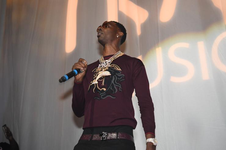 Young Dolph Robbed For Over $500K Of Jewelry & Cash 33