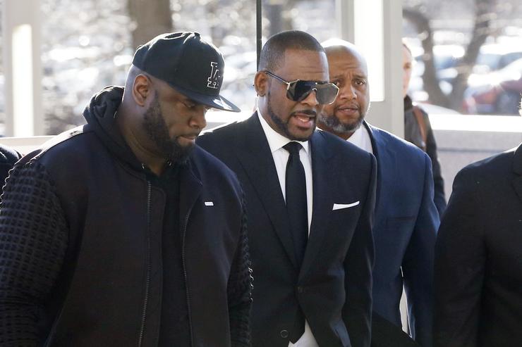 R. Kelly Supporters Think Michael Avenatti's Arrest Is A Victory For The Singer 15