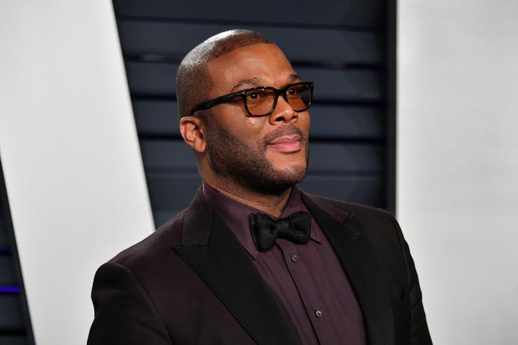 Tyler Perry Covers Rent, Expenses, & Funeral Costs For Family Of Murdered Woman 30