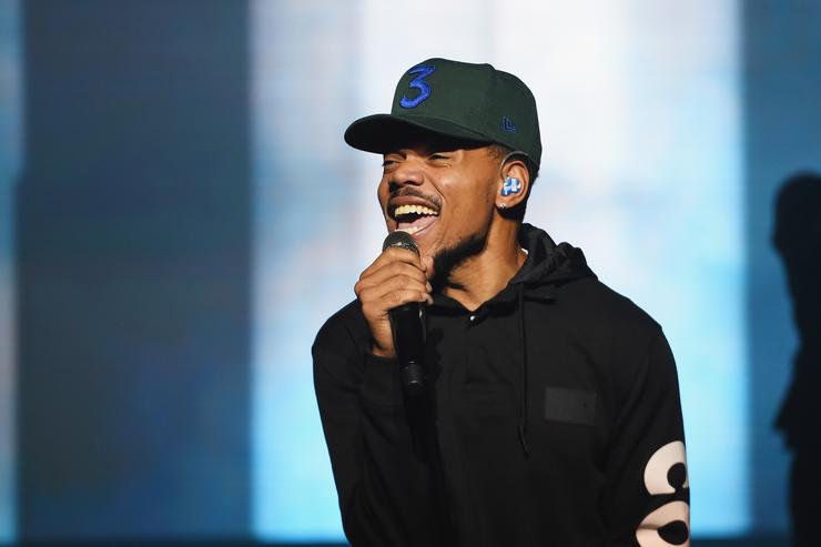 Chance The Rapper Is The Fifth Member Of B2K While Dancing To "Right Thurr" 35