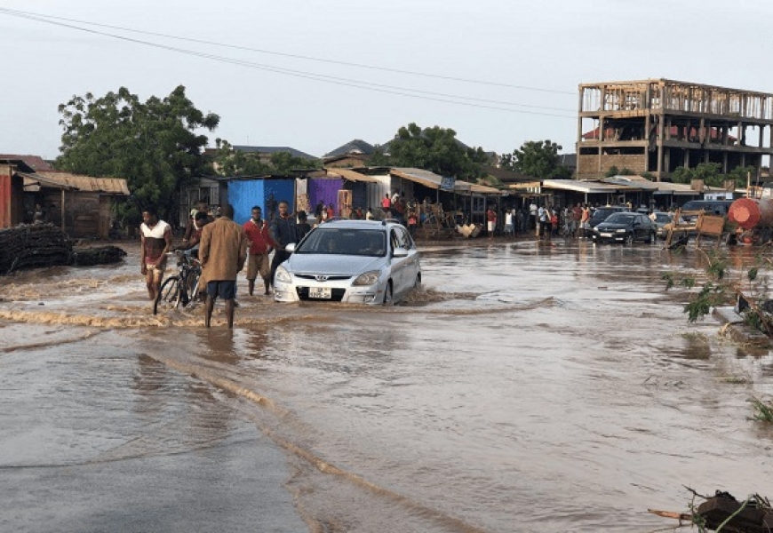 Floods inundate communities after downpour in Accra 29