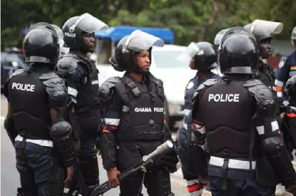 One killed in clashes between rival gangs at Achimota 21