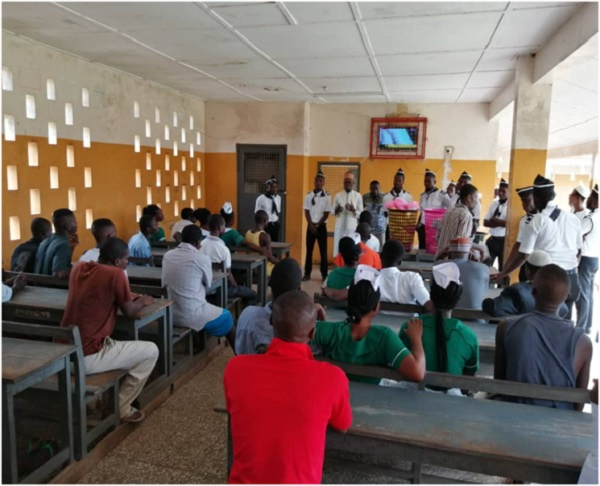 Ahmadiyyah Youth in Cape Coast fete inmates of Ankaful Psychiatric Hospital 25