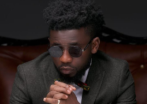 It’s difficult doing Highlife in Ghana – Bisa Kdei cries 24
