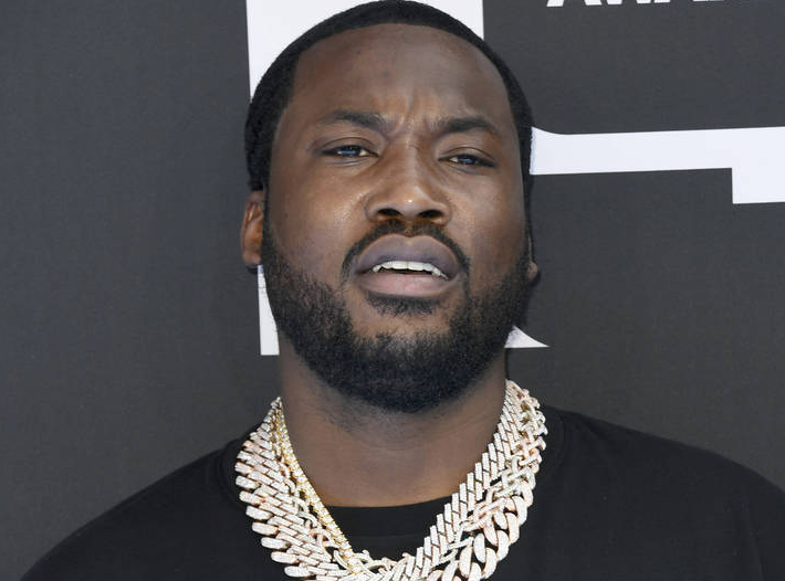 Meek Mill Shows Off Chains Commemorating Nipsey Hussle & Lil Snupe 5