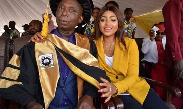 ‘I Love You Mr Ned Nwoko’; Regina Daniels Screams Into A Camera Whilst Flaunting Her Ring – Seems Trouble Has Really Hit Paradise – VIDEO 5