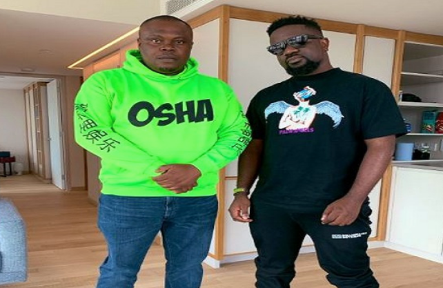Kanye West’s Producer congratulates Sarkodie for getting a nomination in BET Hip Hop Awards 41