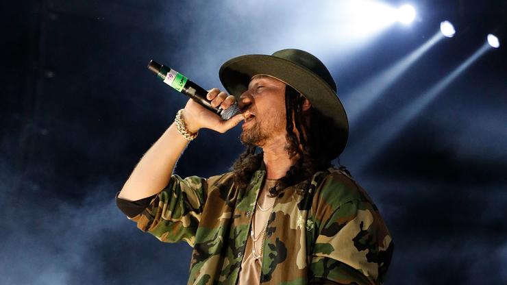 Bizzy Bone Talks OG Lessons From Dr. Dre & Ice T, Migos Feud & More 11