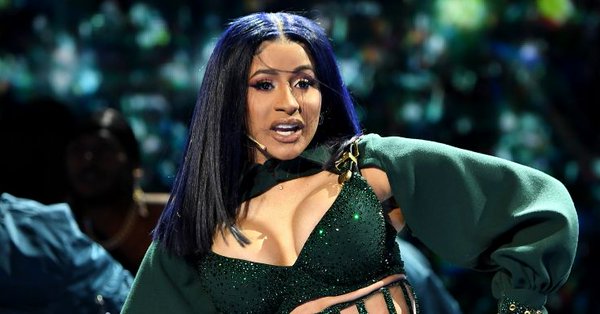 Cardi B Destroys "Access Hollywood" & Vows To Delete Her Social Media — Again 1