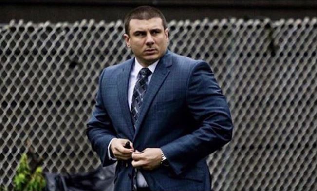 Officer Who Was Fired For Killing Eric Garner Is Suing To Get His Job Back 1