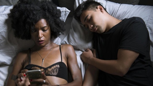 According to scriptures, God forbids a woman from checking her husband’s phone – Man writes 10