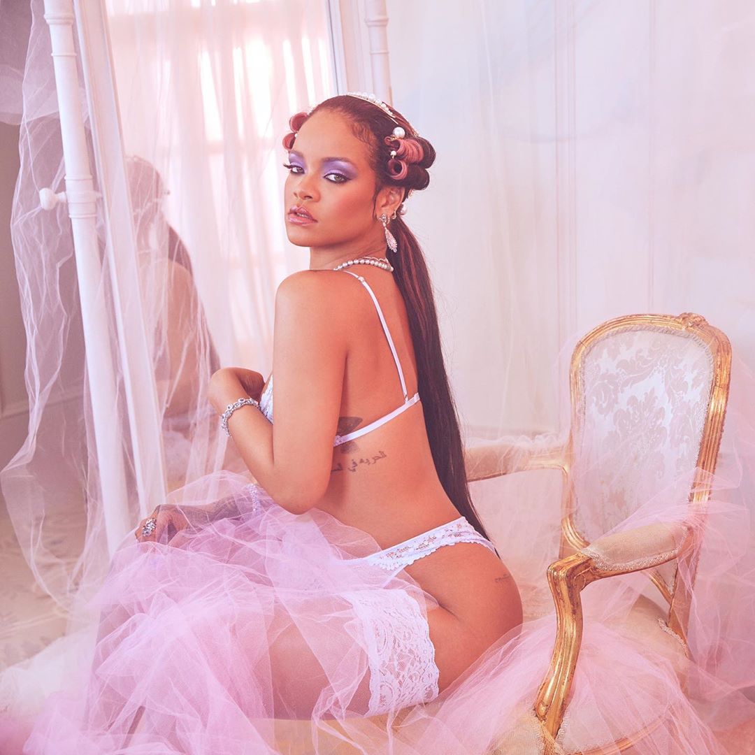 Bad Gal, Rihanna Shows Off Her Curves In Barely-there Lingerie And Lace Garter - PHOTO 1