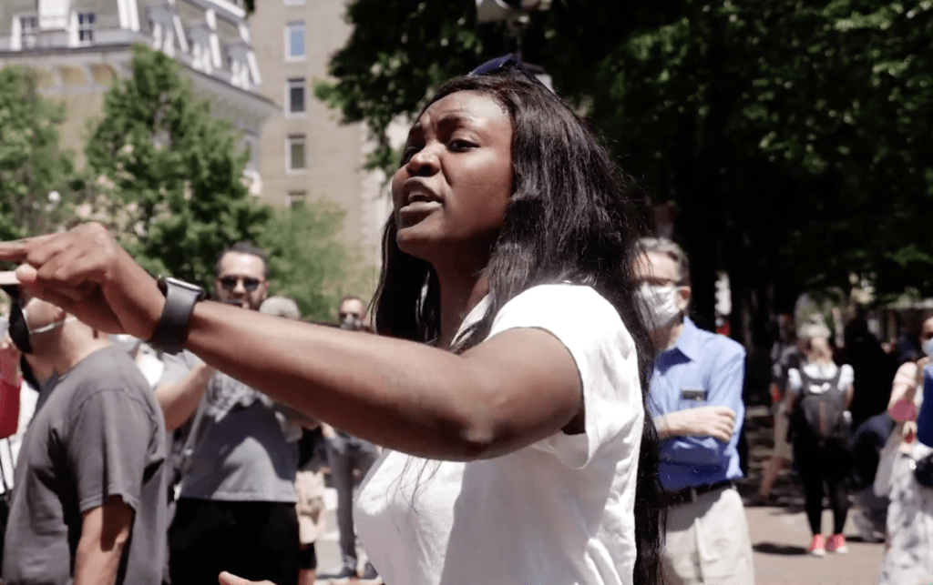 WATCH VIDEO: ‘Black Lives Matter Is a Joke’ — Black D.C. Resident Tells Far-Left Group ‘Go to Chicago’ 1