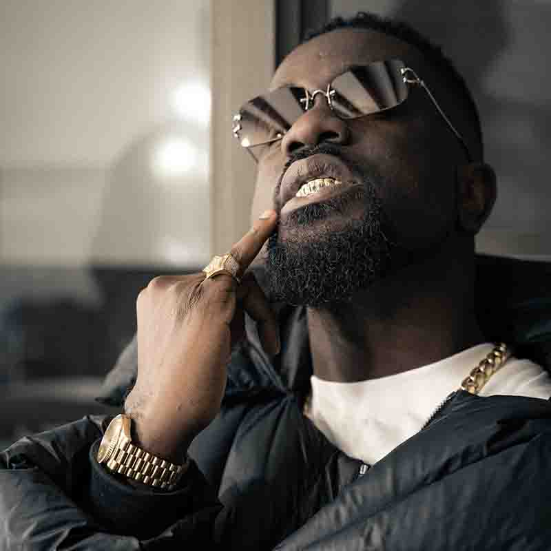 You don't respect, I will deal with you – Sarkodie to Dee Money, Joey B 42