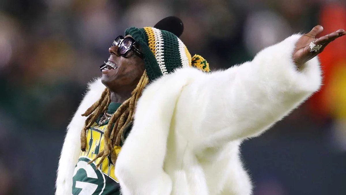 LIL WAYNE REPS HIS BELOVED GREEN BAY PACKERS WITH BRAND NEW OVO COLLAB 1