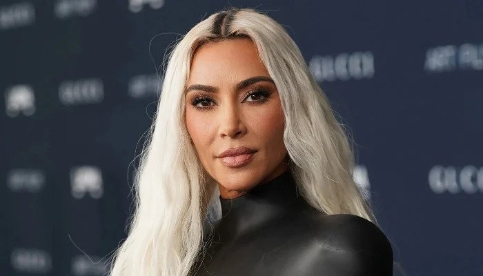Kim Kardashian made $1M after speaking at Miami hedge fund event 16