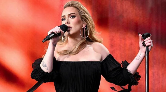Adele details extent of her back struggles during Las Vegas Residency performance 30