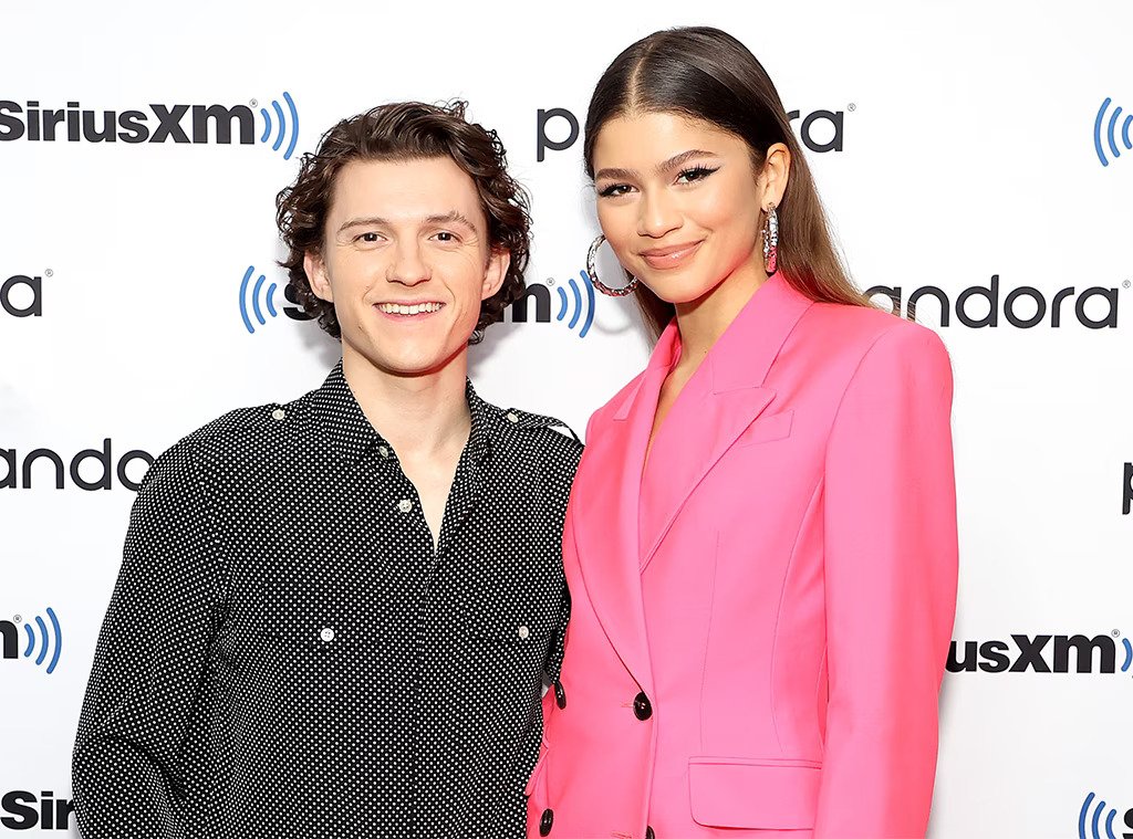 Zendaya "Loves" Tom Holland’s British Accent, But “Will Never” Understand His Slang 14