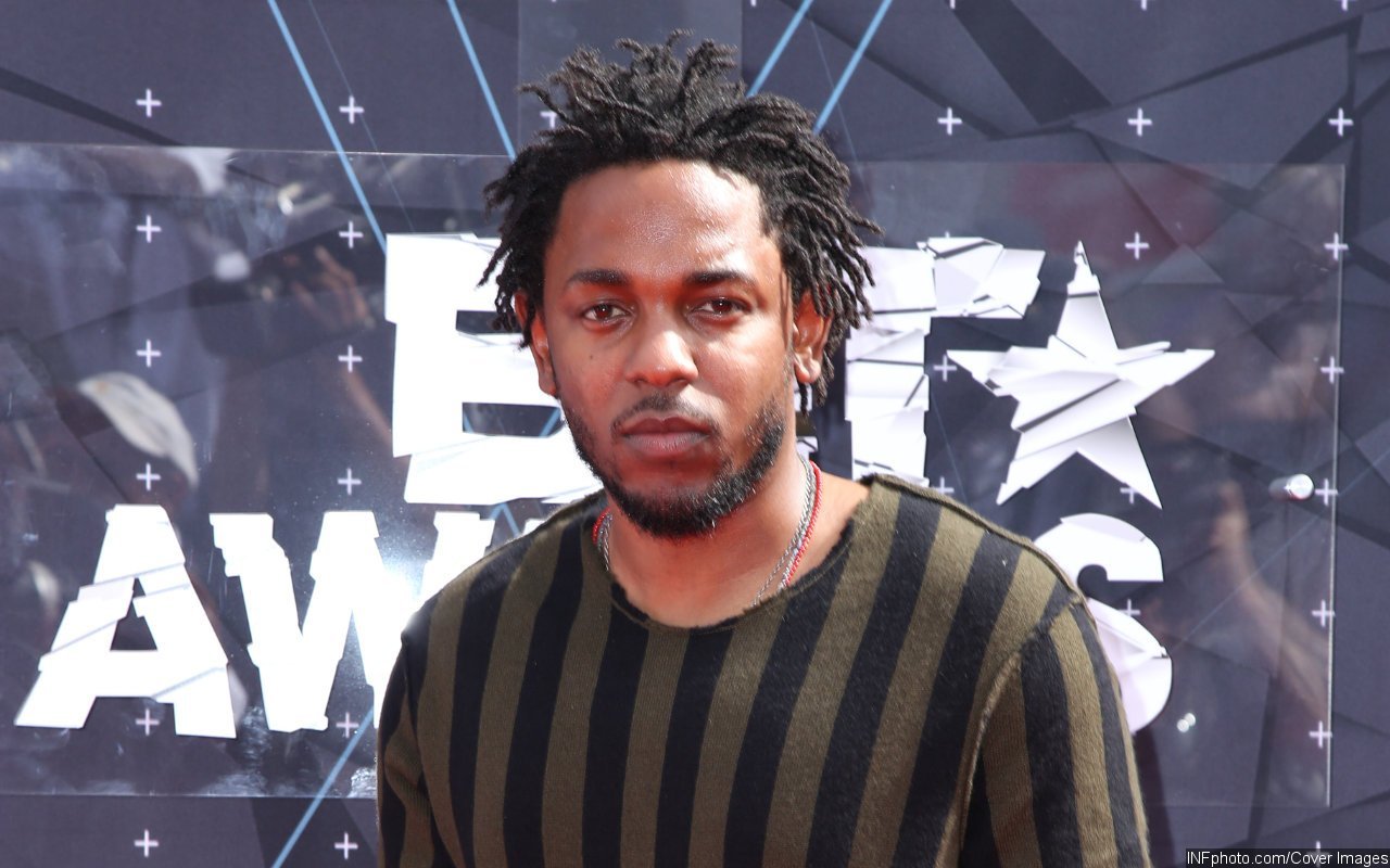 Kendrick Lamar Trolled After Showing Off His Fake Air Jordans 14