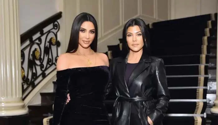 Kim and Kourtney Kardashian still embroiled in feud over Dolce & Gabbana 8