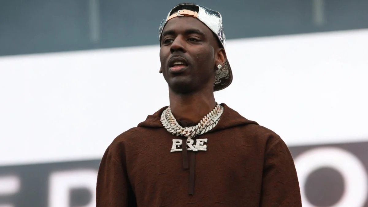 YOUNG DOLPH MURDER SUSPECT CAUGHT WITH DRUGS & PHONE IN JAIL 5