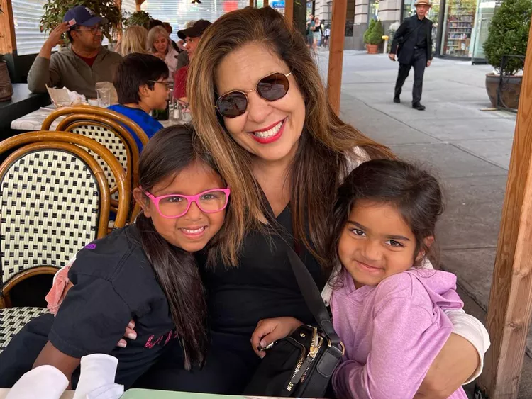 Hoda Kotb Took Her Daughters to Their First Concert, a KidzBop Show: 'They Didn't Want to Leave' 9