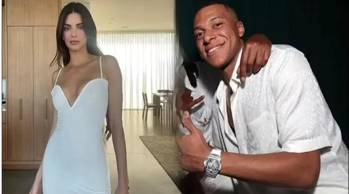 Kendall Jenner seen partying with French footballer Kylian Mbappé 17