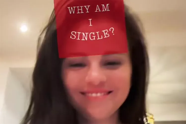 Selena Gomez Asks TikTok Why She's Single and Is Shocked by 'Rude' Response': 'You Have Bad Taste' 15