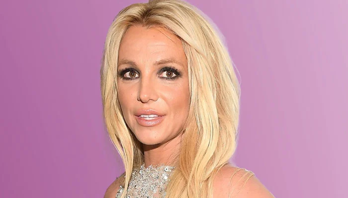 Britney Spears' lawyer debunks singer’s charges for ‘driving without license, proof of insurance’ 12